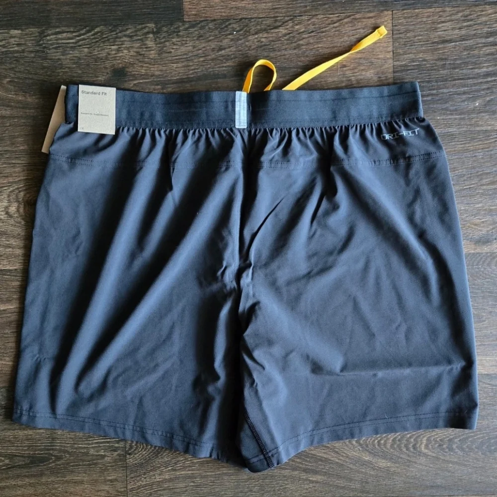 Nike Black Baylor Bears 2024/25 Sideline Performance Woven Shorts Men XL